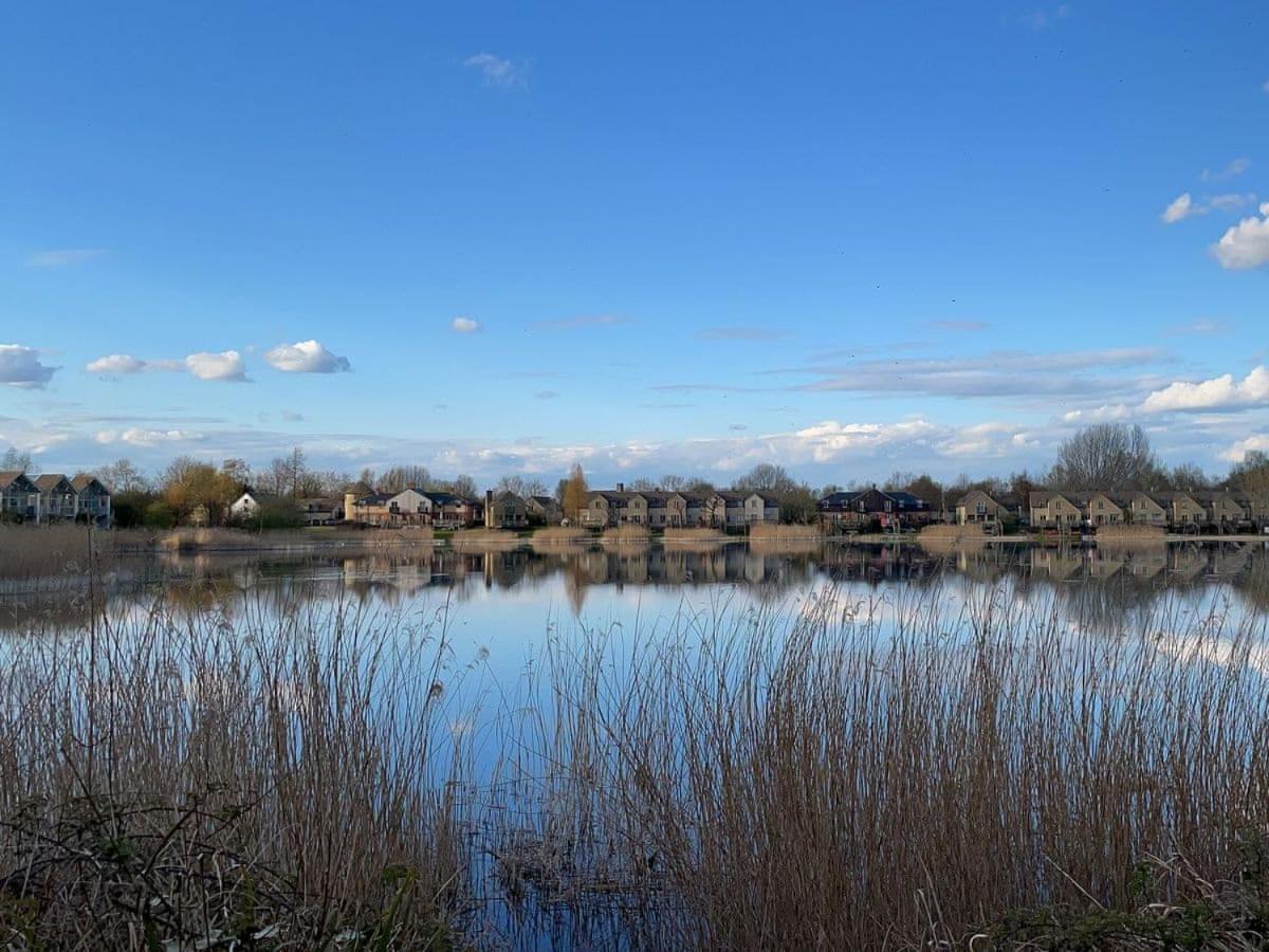 Cotswolds Lakehouse, With Hot Tub & Spa Access, Lower Mill Estate Somerford Keynes Exterior photo